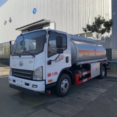 解放5吨油车 - 副本