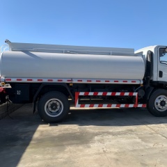 出口陕汽油罐卡车