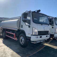 出口陕汽油罐卡车