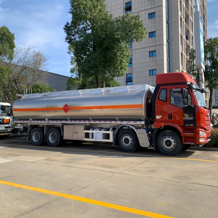 解放20吨油车