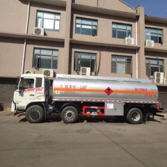 东风d3v三轴15吨油车