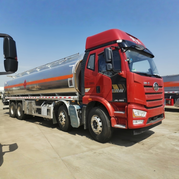 解放20吨油车