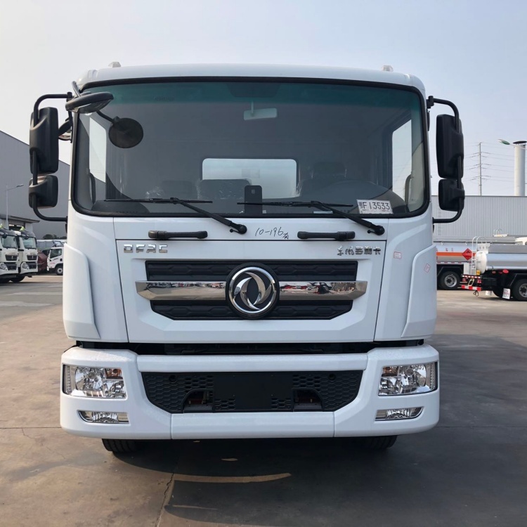 东风D9油车10吨