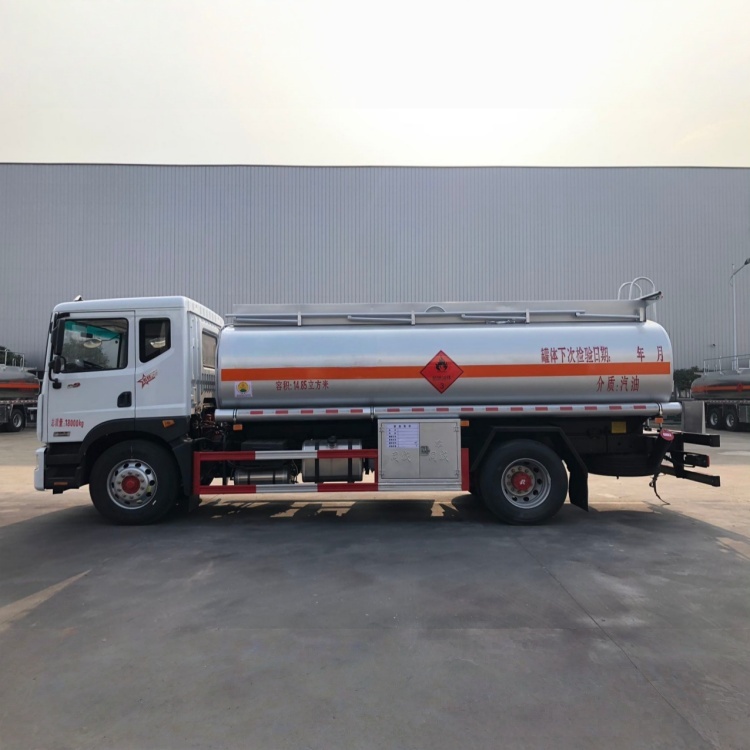 东风D9油车10吨