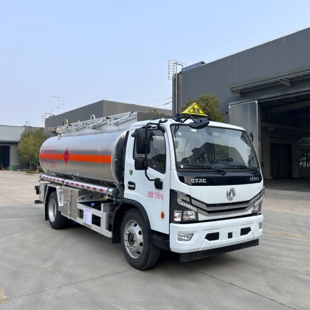 多利卡8吨铝合金