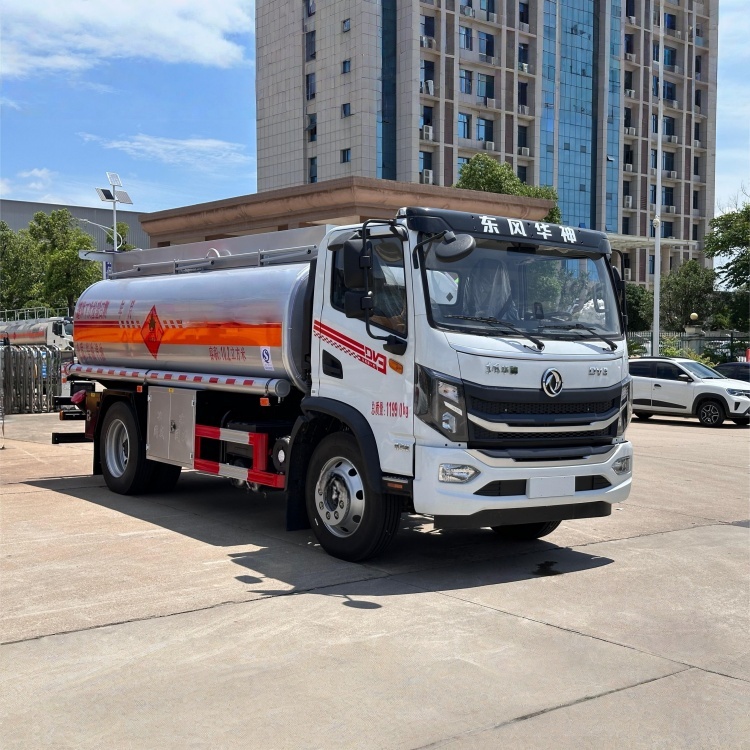 东风DV3油车8吨