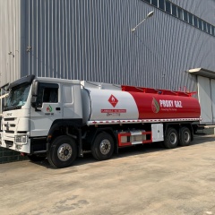 出口重汽前四后八