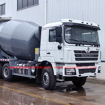 Agitator truck