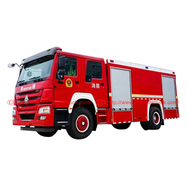 重汽豪沃消防车