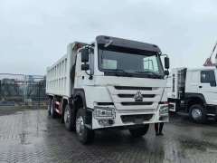 Sinotruk HOWO 4-axle Dump Truck - Commercial Dump Truck