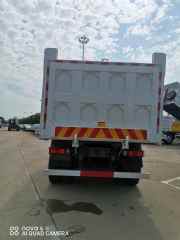 Sinotruk HOWO Three-Axle Dump Truck - Commercial Dump Truck
