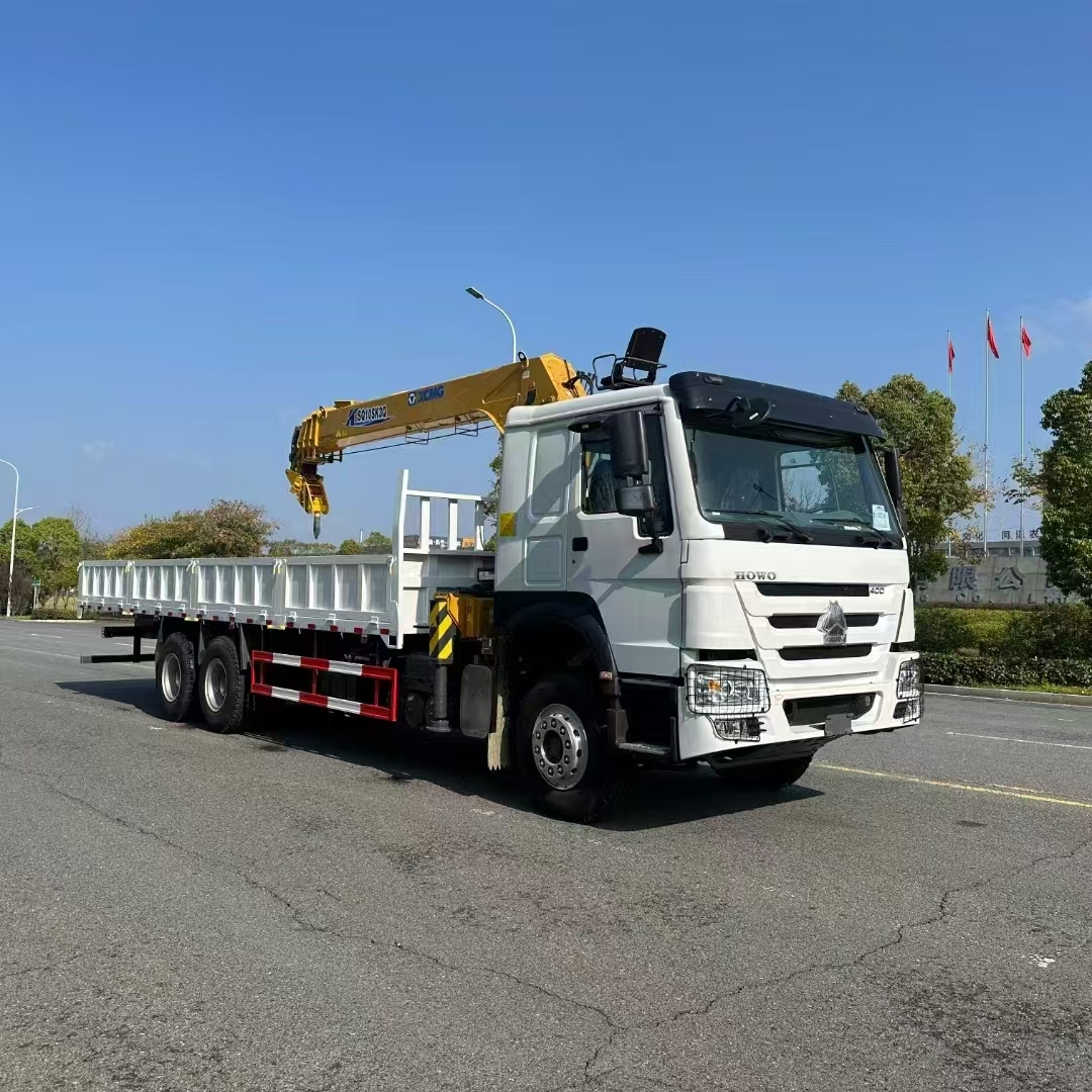 Sinotruk HOWO Truck Crane - 4-Axle Model