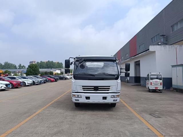 出口俄罗斯水罐车