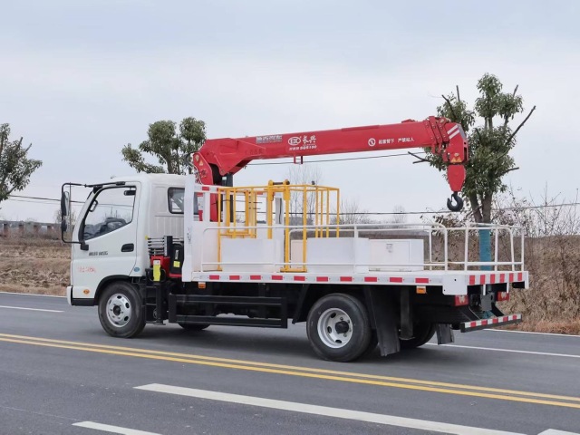 Miniature truck-mounted crane