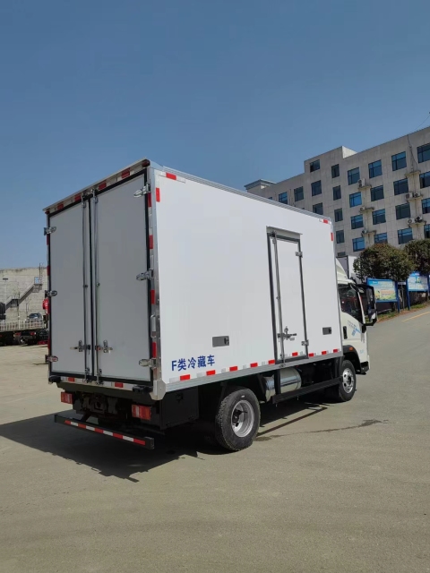 refrigerator freezer truck