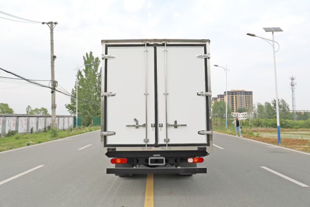 Refrigerated Truck