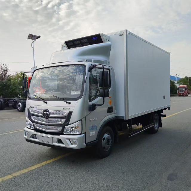 refrigerator truck