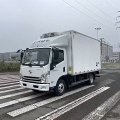 Refrigerator truck