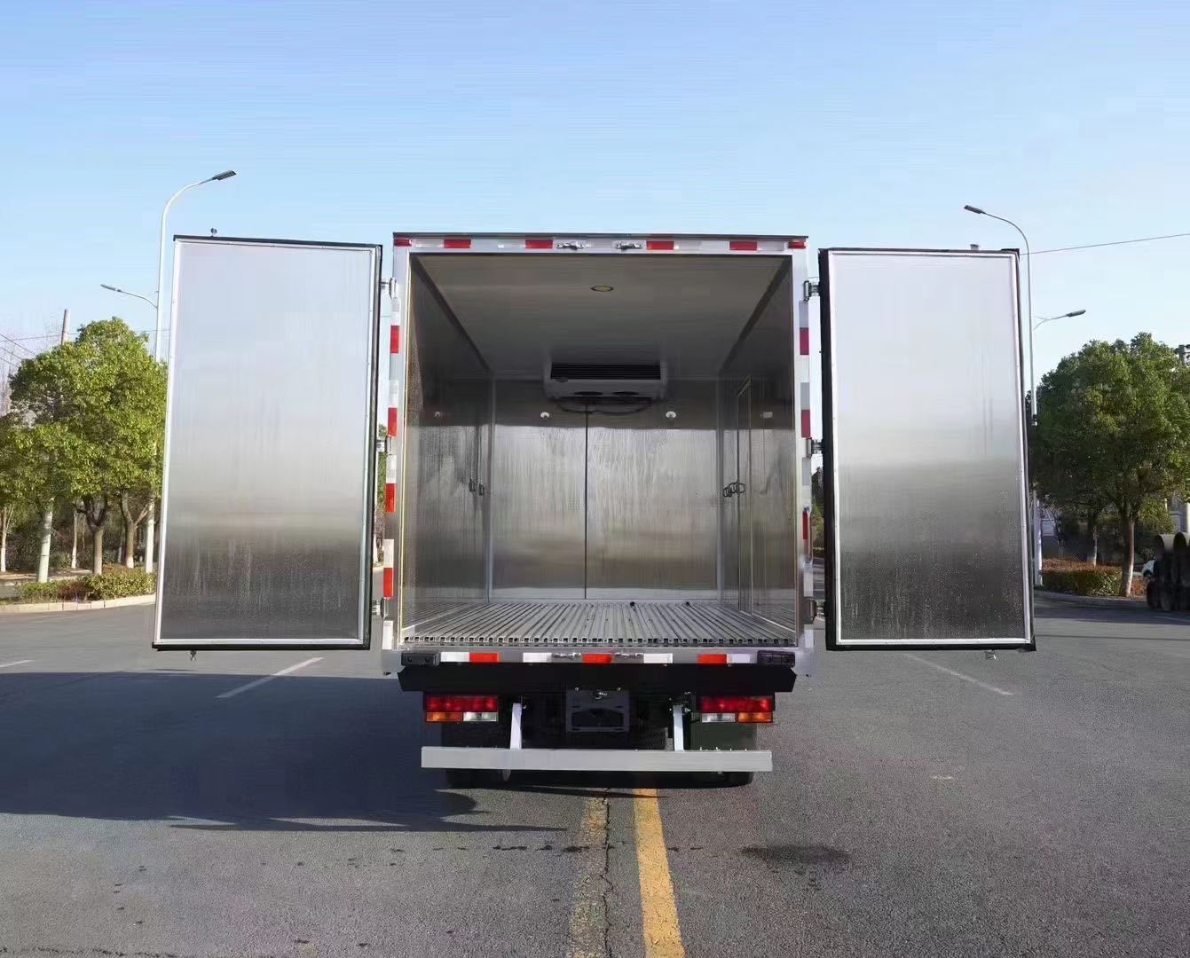 Shaanxi Automobile Light Truck Delong K1 4.2-meter Refrigerated Truck