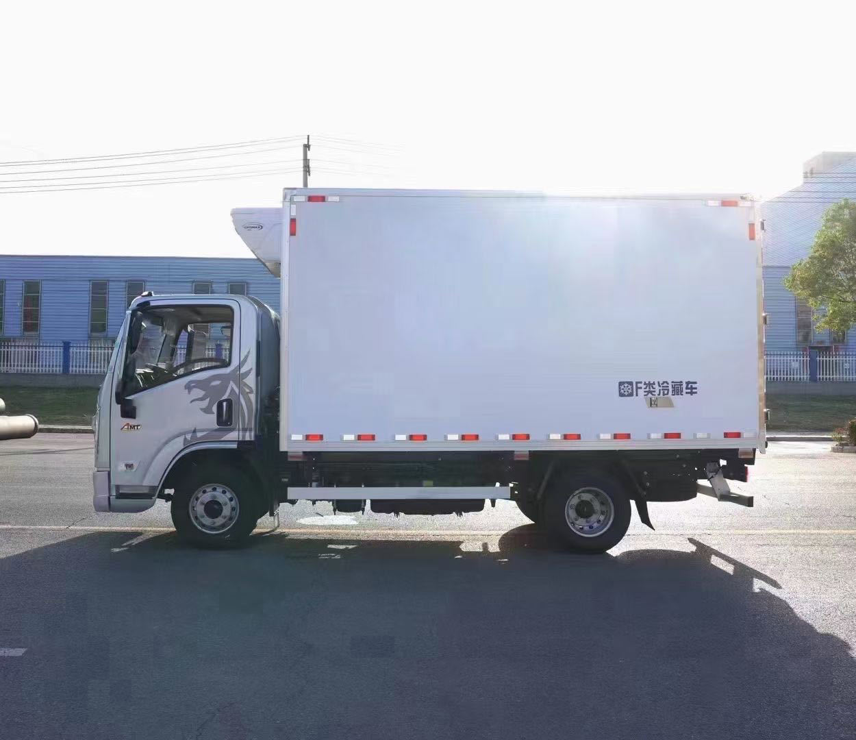 Shaanxi Automobile Light Truck Delong K1 4.2-meter Refrigerated Truck