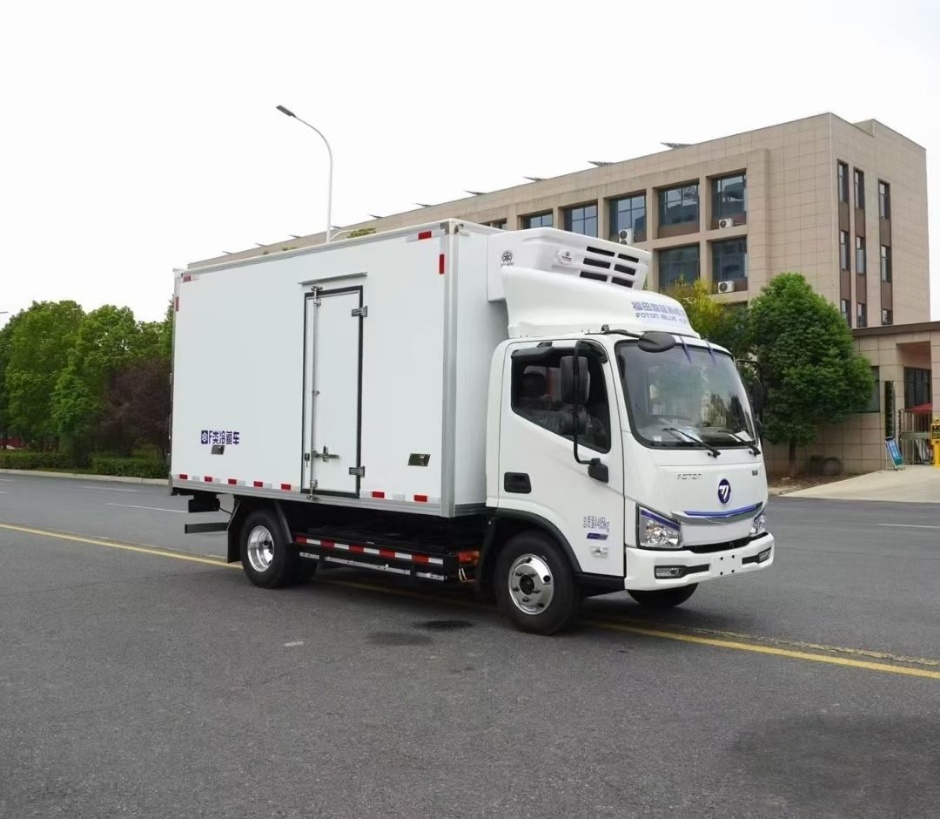 Foton Aumark  4.2m Pure Electric Blue-Plate Refrigerated Truck
