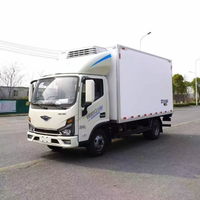 Refrigerator truck
