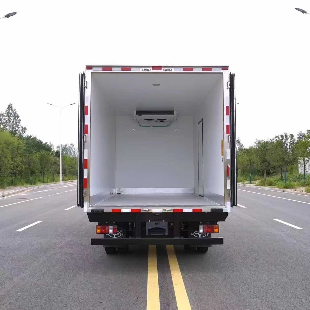 ISUZU National VI 4.2m Cold Chain Insulated Box Refrigerated Truck