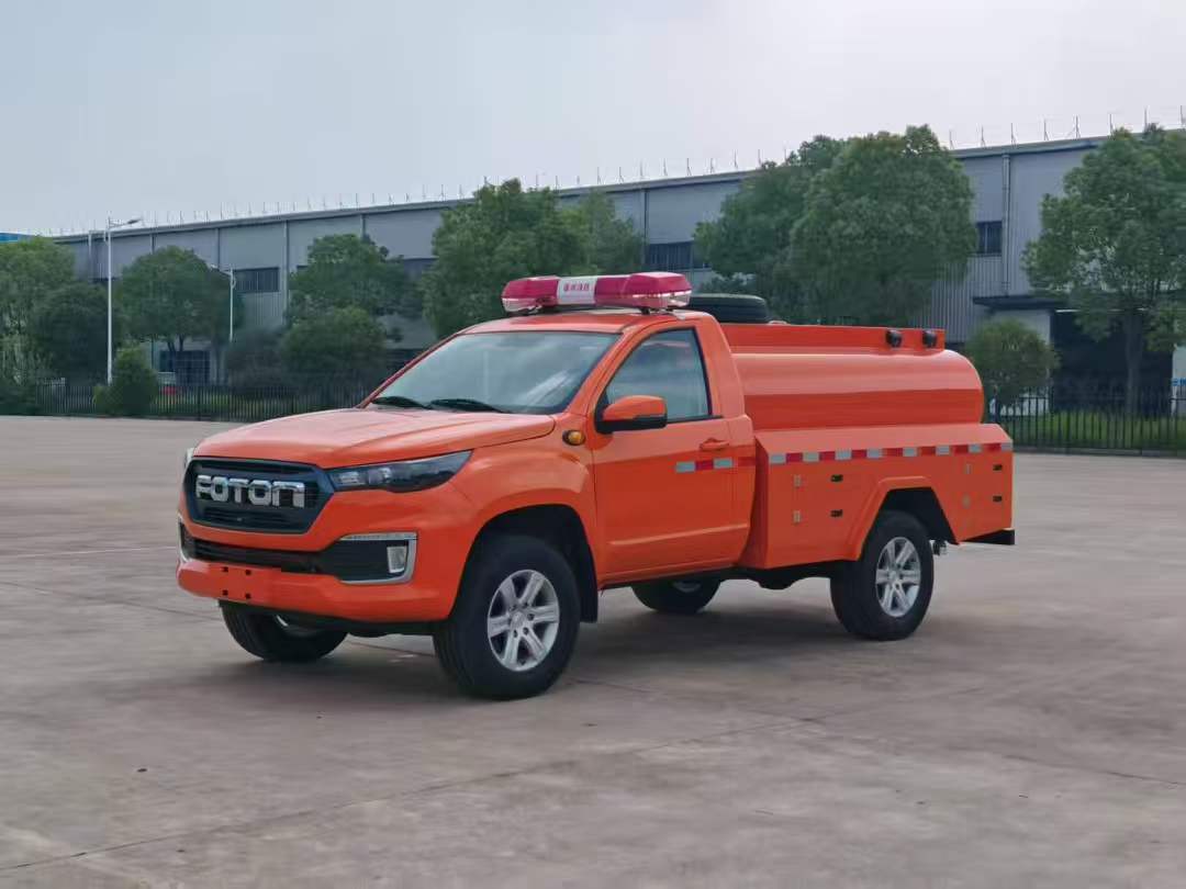 Fire fighting truck