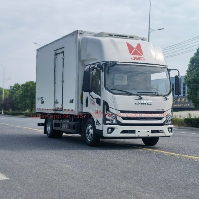 JMC New Kaiyun 4.2m Refrigerated Truck wheelbase3360mm maximum speed110Km/h payload capacity1095kg