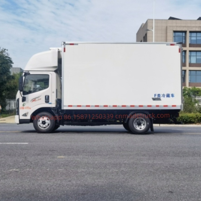 JMC New Kaiyun 4.2m Refrigerated Truck wheelbase3360mm maximum speed110Km/h payload capacity1095kg