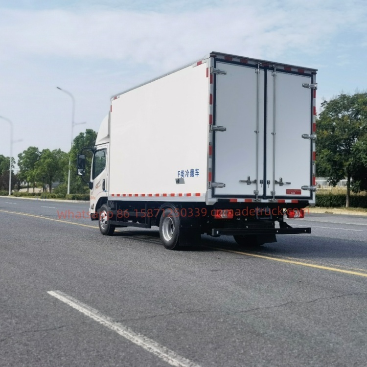 JMC New Kaiyun 4.2m Refrigerated Truck wheelbase3360mm maximum speed110Km/h payload capacity1095kg