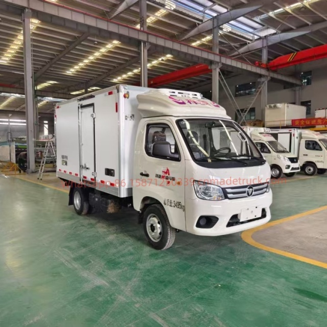 FOTON Xiangling M1 Endeavor Edition Refrigerated Truck engine horsepower122hp maximum speed110Km/h