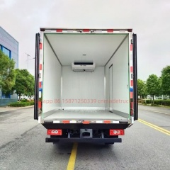 4.2m Class VI Foton Aumark S1 Refrigerated Truck, 158hp Max Speed: 105 km/h Payload Capacity: 1100 kg