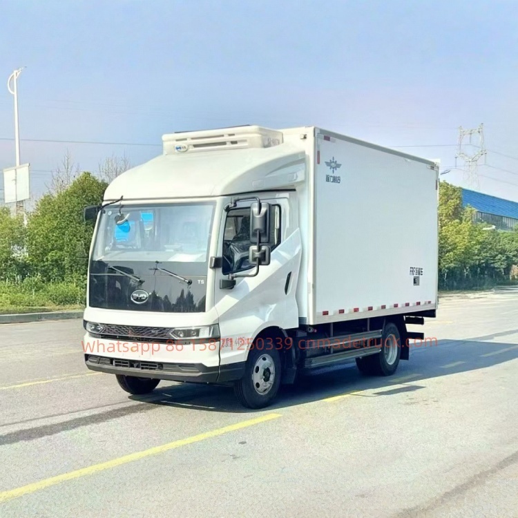 BYD 132 kWh Refrigerated Truck (1) payload1050kg wheelbase3360mm  engine horsepower204hp maximum speed100Km/h
