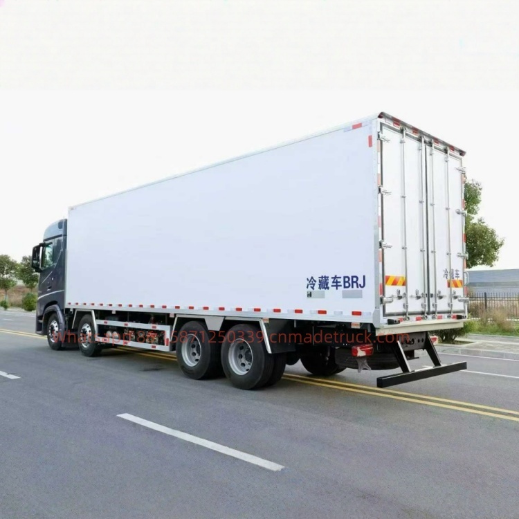 9.6-meter Auman Galaxy 7-620 HP 8×4 cold chain refrigerated truck, maximum speed limit 89km/h