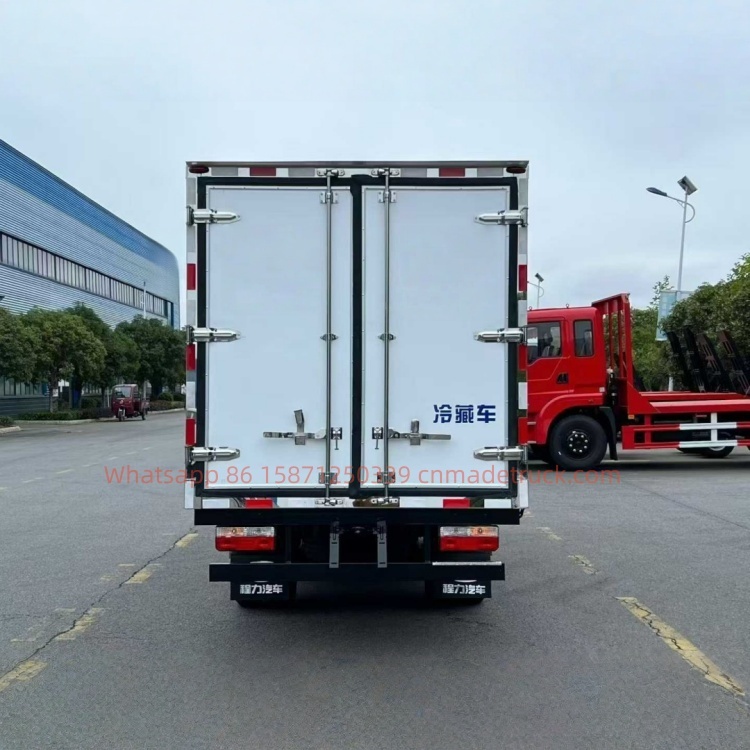 DFL Tuyu T5 4×2 Diesel Cold Chain Refrigerated Truck, maximum speed limit 110km/h, wheelbase 2280mm