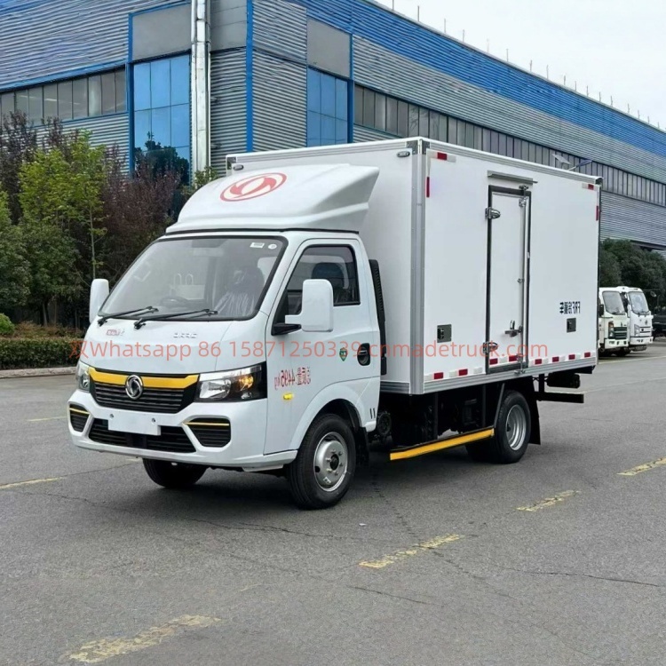 DFL Tuyu T5 4×2 Diesel Cold Chain Refrigerated Truck, maximum speed limit 110km/h, wheelbase 2280mm