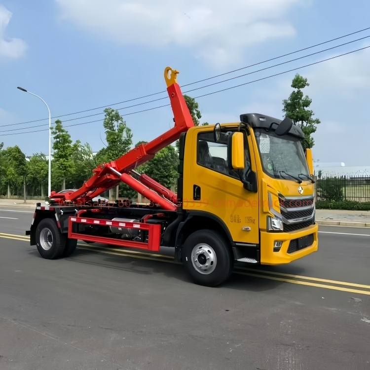 SAIC blue-plate heavy-duty hook-arm garbage truck with a 3800mm wheelbase and a 130-horsepower Weichai engine
