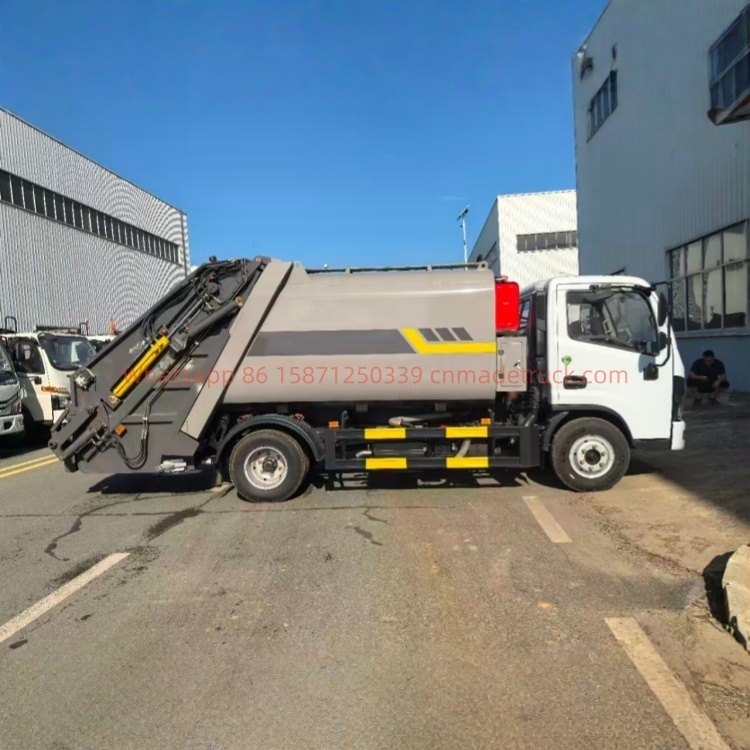 DFL Duolika 7000-liter compressed garbage truck powered by Quanchai 136 horsepower
