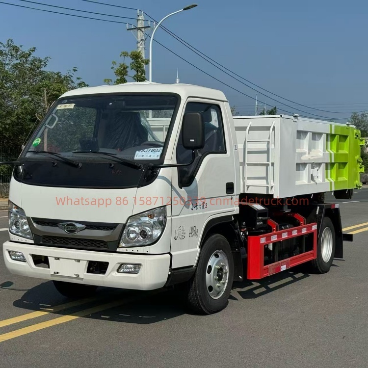 FOTON underground garage hook-arm garbage truck, Quanchai 95 horsepower, displacement 2300L