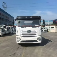 解放JK6单桥15000升雾炮洒水卡车大柴240马力发动机排量5170升