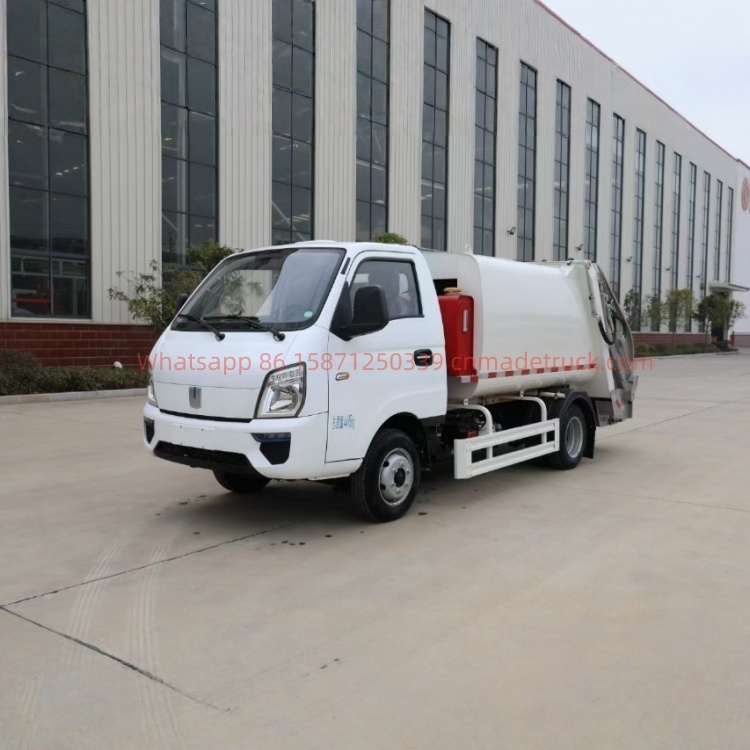 Geely V5E all-electric compressed garbage truck with a wheelbase of 2850mm