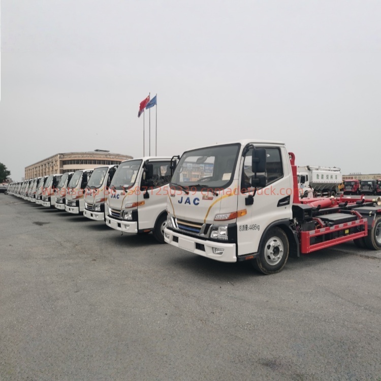 JAC blue-plate hook-arm garbage truck, Yunnei 150 horsepower, wheelbase 3300 mm