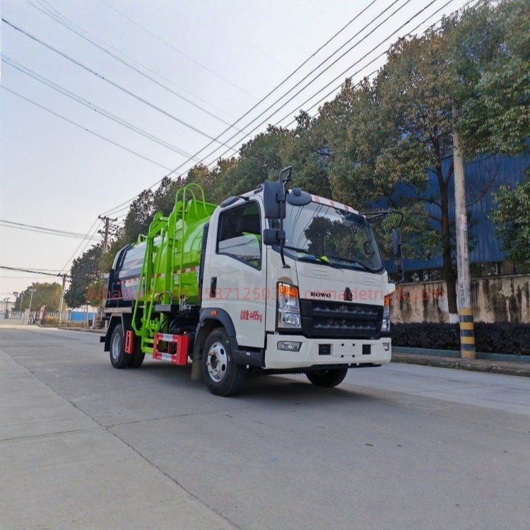 Sinotruk Howo 8000-liter kitchen waste truck with Weichai 140 horsepower and a wheelbase of 3280 mm