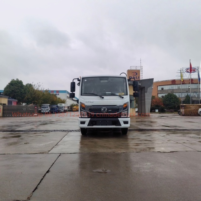 东风多利卡6000升压缩垃圾车全柴143马力轴距3308毫米