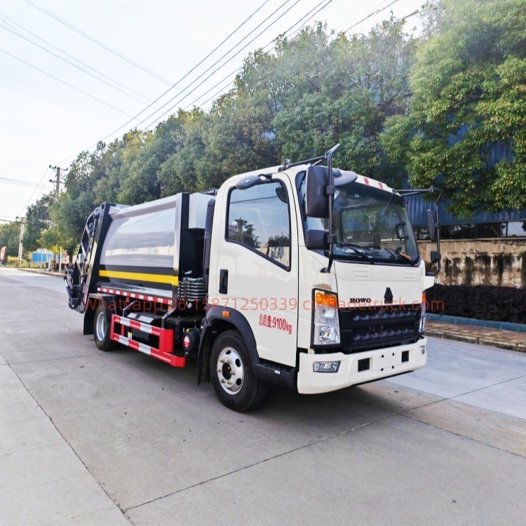 Sinotruk Howo compressed garbage truck, Weichai engine with 150 horsepower, wheelbase of 3280mm