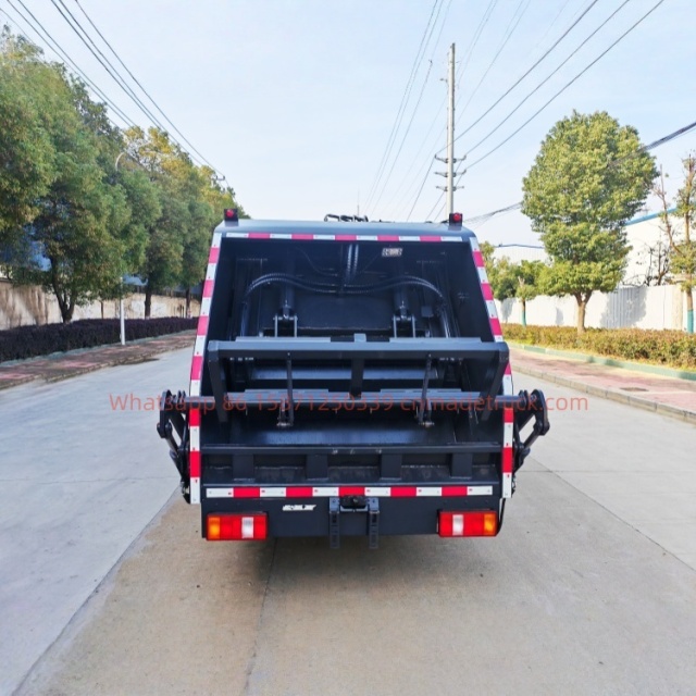 重汽豪沃压缩垃圾车发动机潍柴150马力3280mm轴距