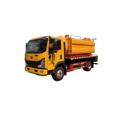 重汽豪曼9000升吸污卡车潍柴190马力4088升排量