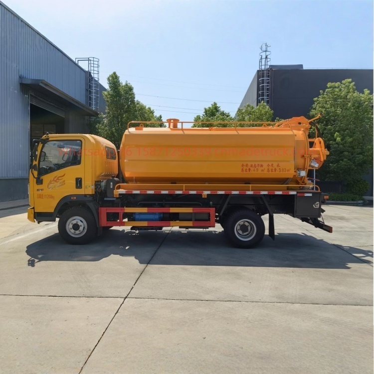 Sinotruk Homan 9000L sewage suction truck, Weichai 190 horsepower, 4088L displacement
