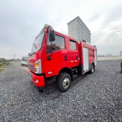 重汽4方水罐消防卡车